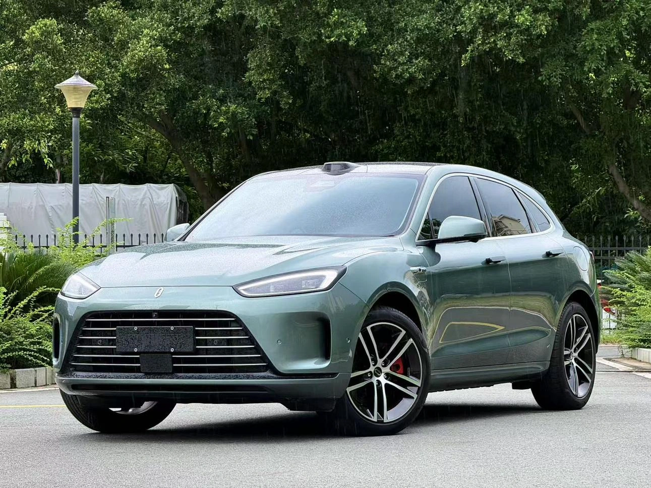 Usado 2023 Aito M5 SUV - Vista Frontal | Exportación B2B LATAM
