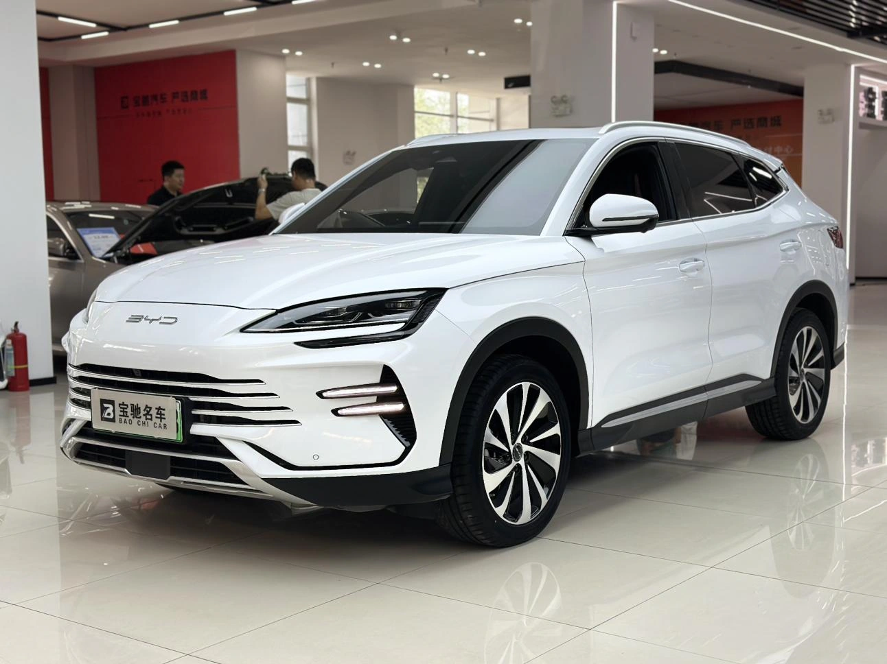 Usado 2024 BYD Song PLUS DM SUV - Vista Frontal | Exportación B2B LATAM